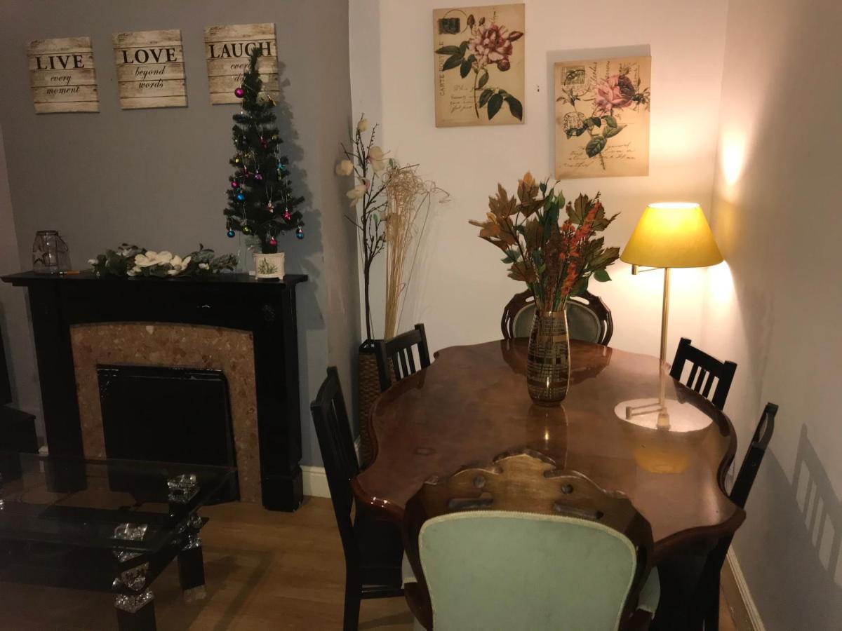 울버햄프턴 New Cross House 아파트 외부 사진
